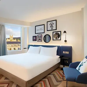 4* Отель Hampton By Hilton